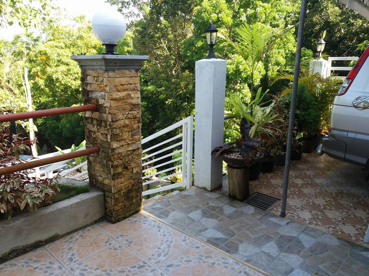 Villa Feliza Loboc Eksteriør billede
