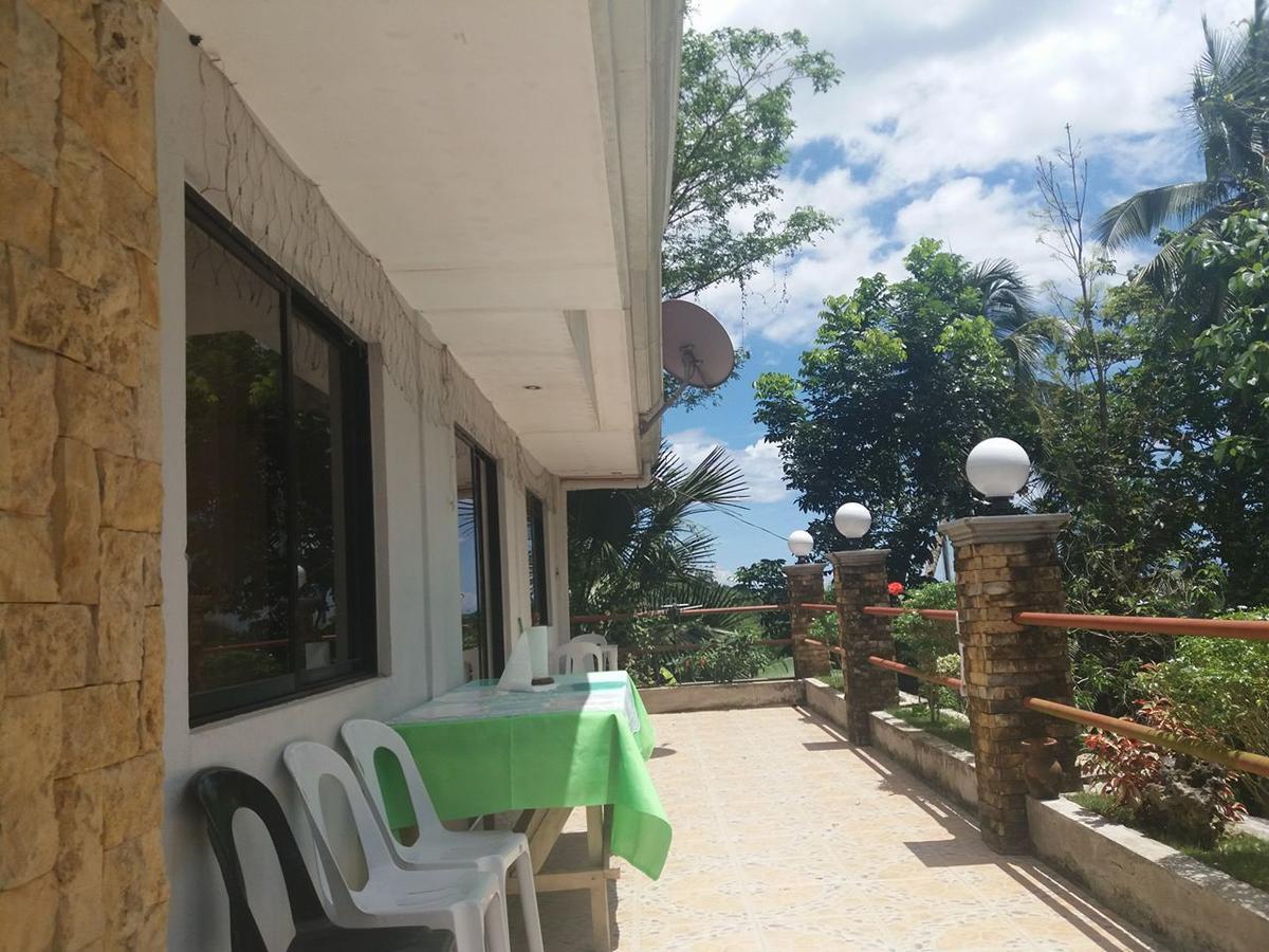 Villa Feliza Loboc Eksteriør billede