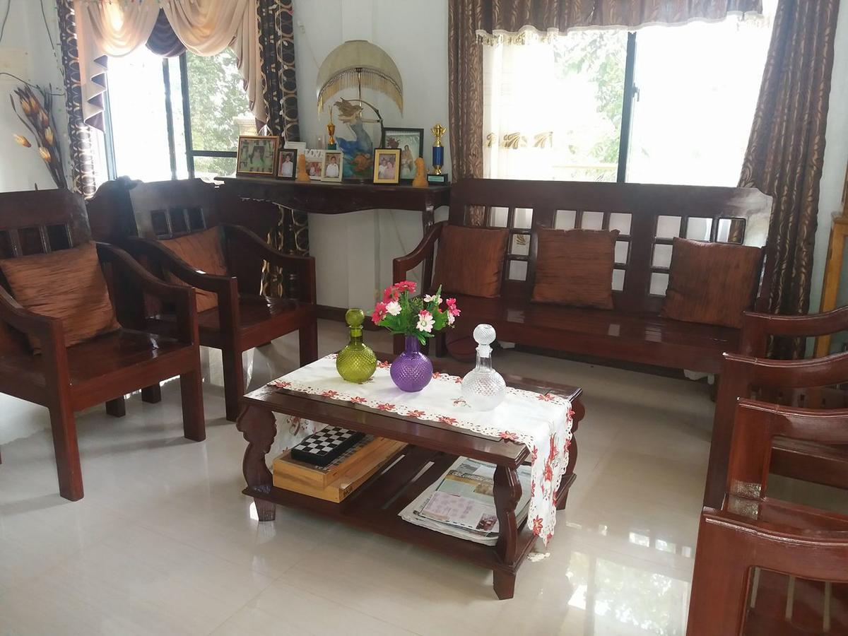 Villa Feliza Loboc Eksteriør billede